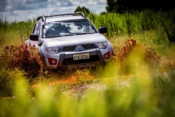 Mitsubishi inaugura pista off-road